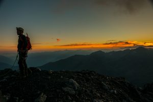 Ortler Hintergrat mit Bergführer