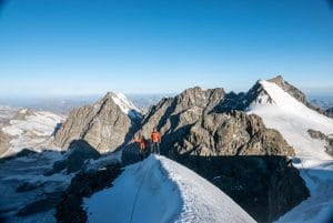 Piz Bernina (Spallagrat) und Piz Palü mit Bergführer